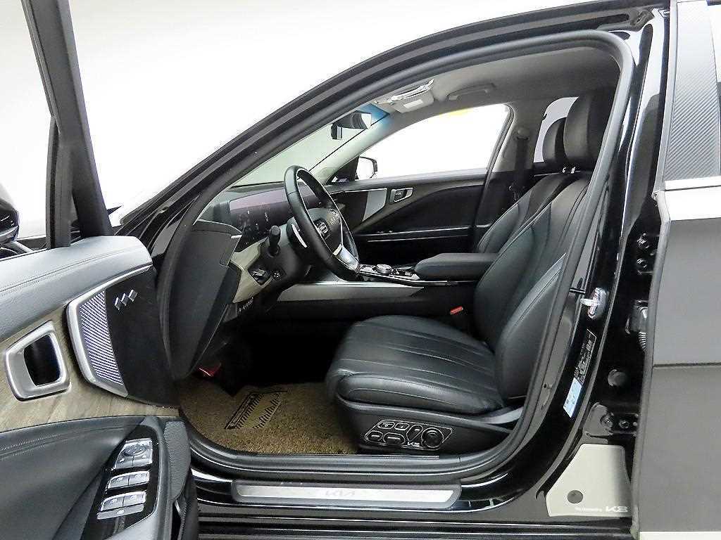 Kia K8 — photo 13
