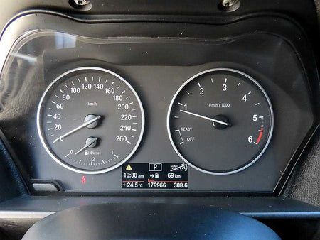 BMW 1-Series — photo 08