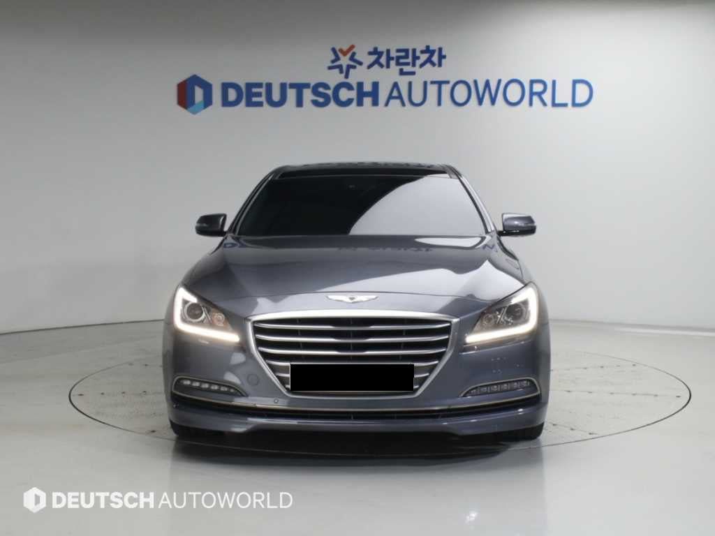 Hyundai Genesis — photo 03