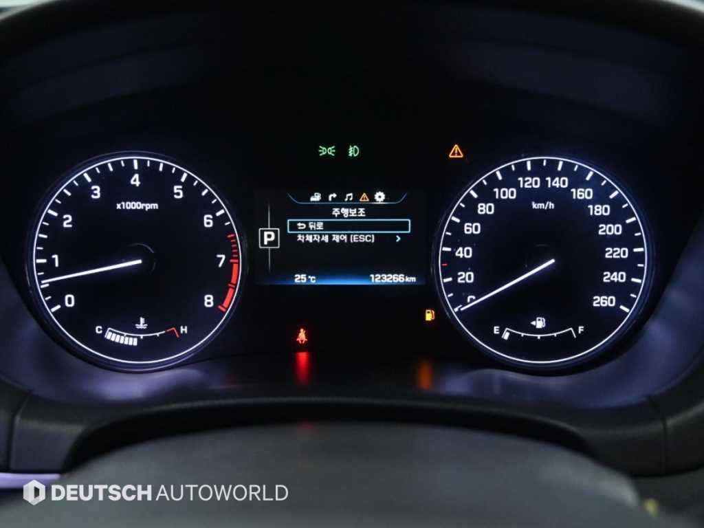 Hyundai Genesis — photo 08