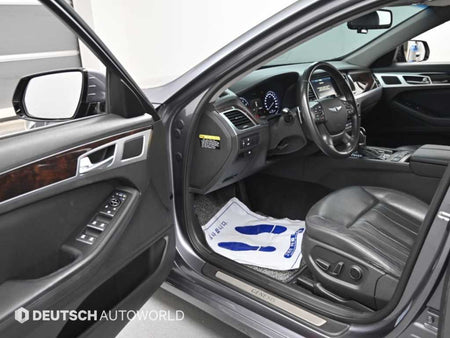 Hyundai Genesis — photo 11
