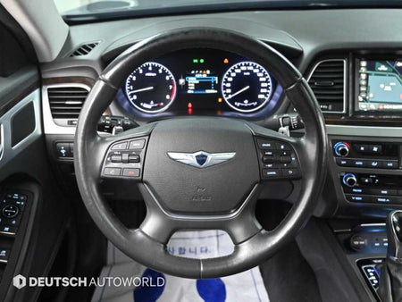 Hyundai Genesis — photo 13
