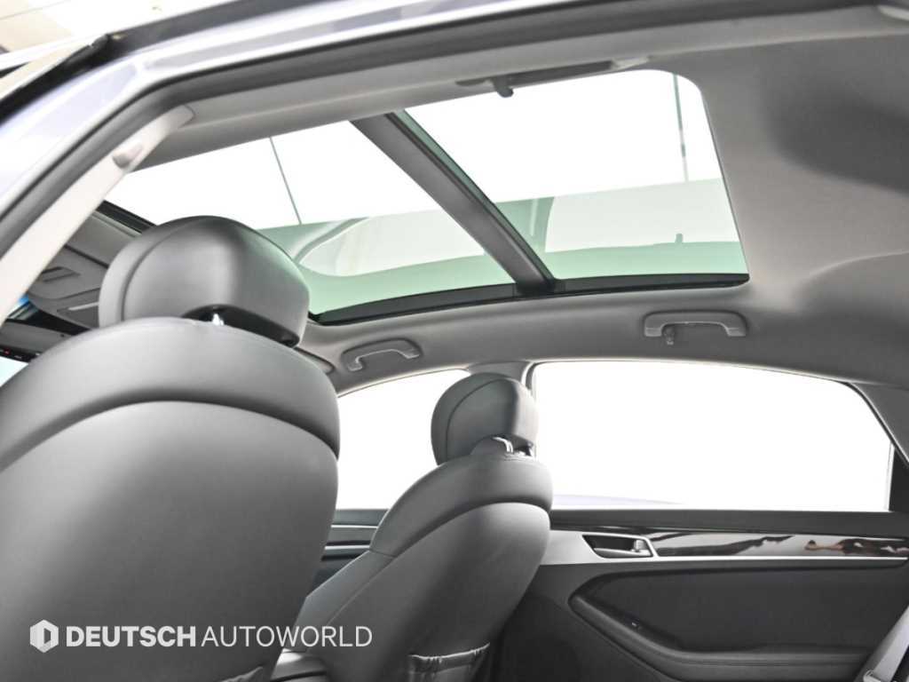 Hyundai Genesis — photo 18
