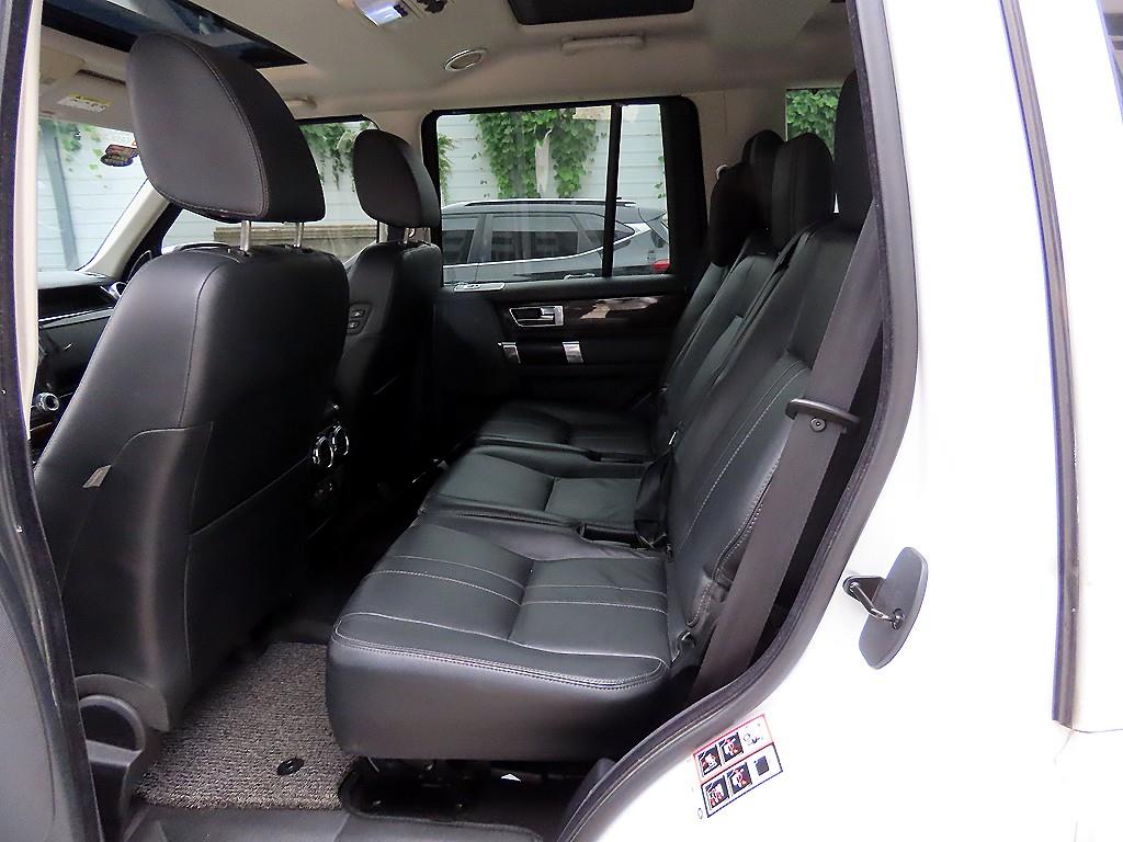 Land Rover Discovery — photo 06