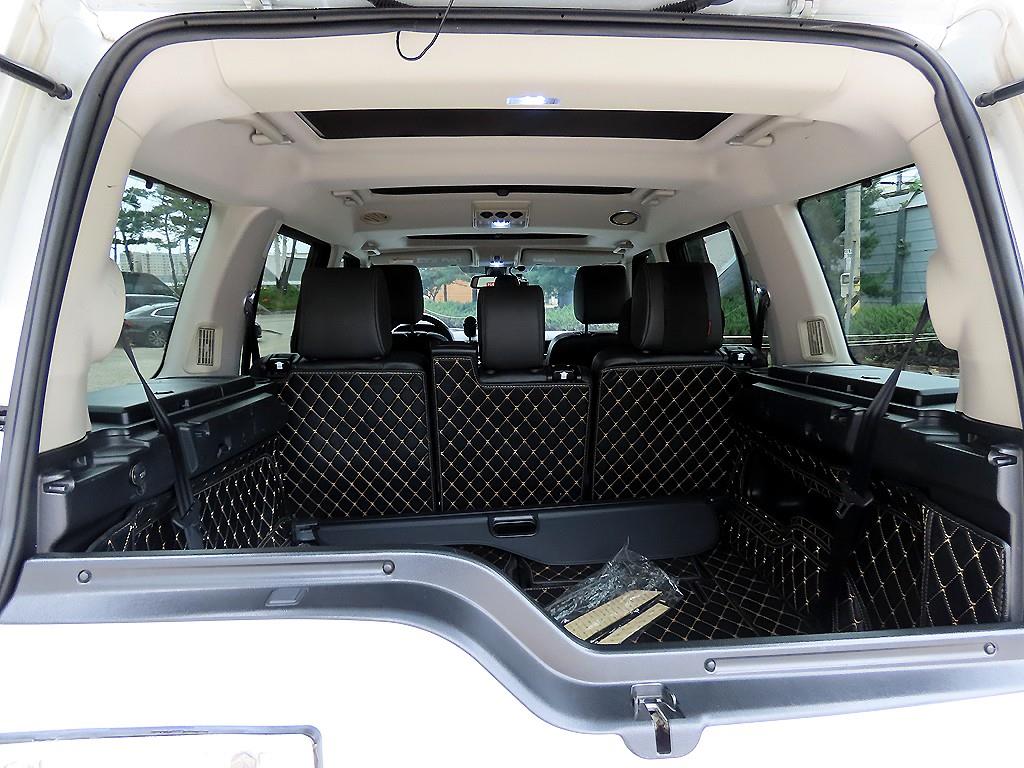 Land Rover Discovery — photo 17