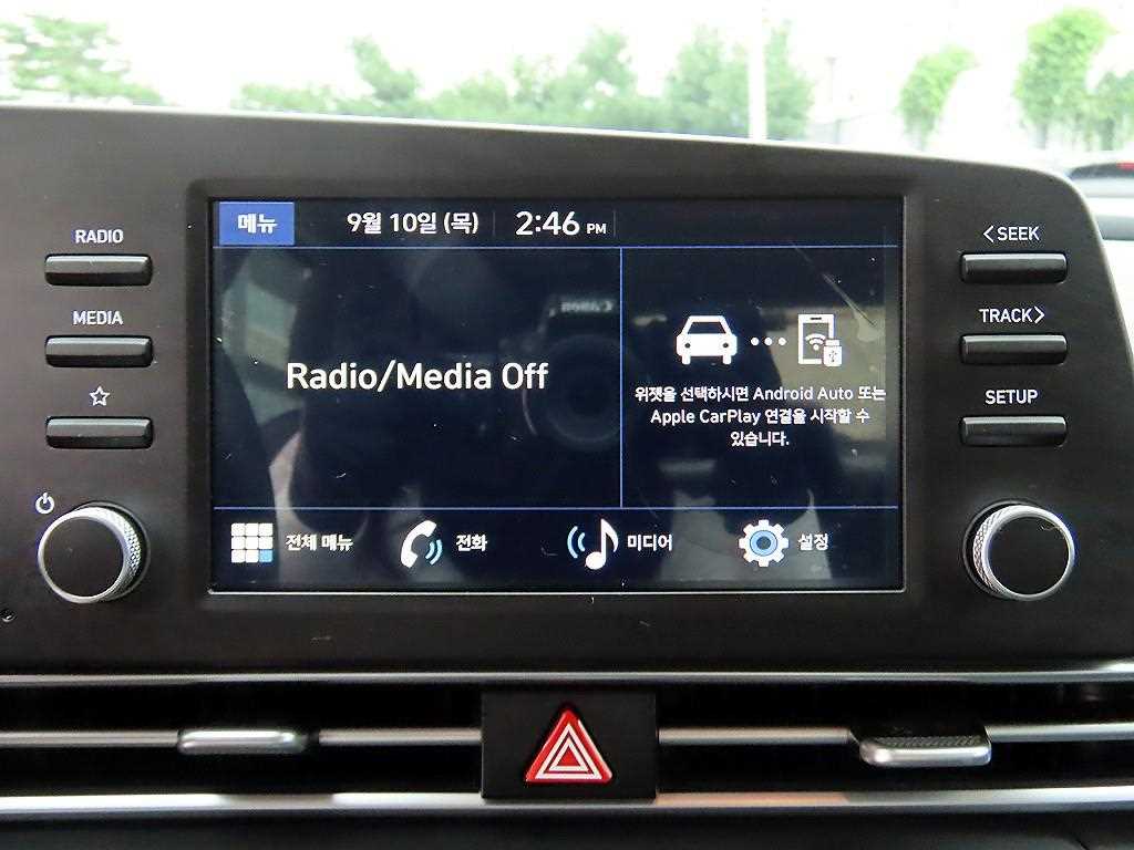 Hyundai Avante — photo 14
