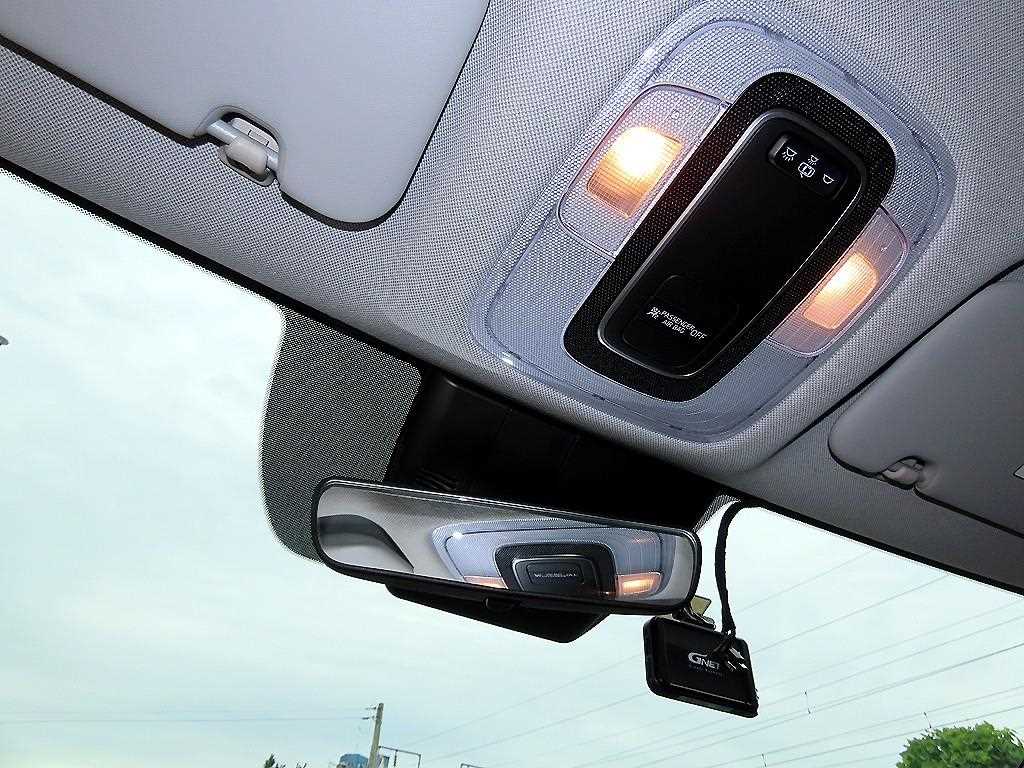 Hyundai Avante — photo 16