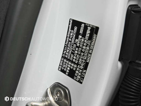 Porsche Taycan — photo 20