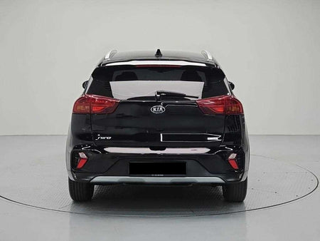 Kia Niro — photo 03