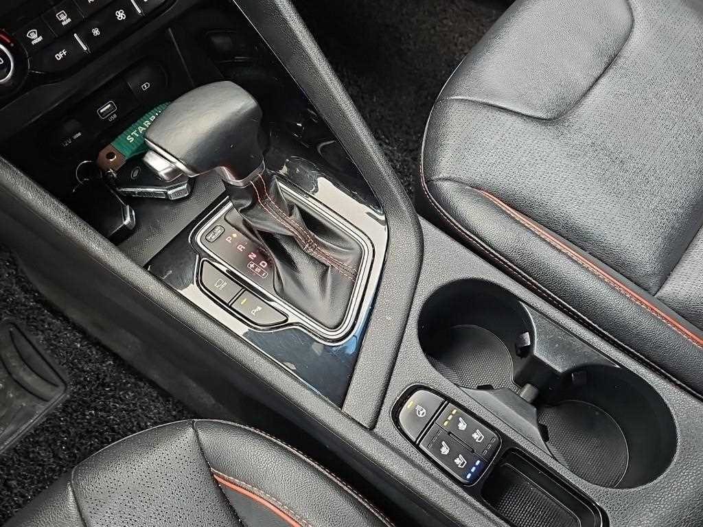 Kia Niro — photo 08