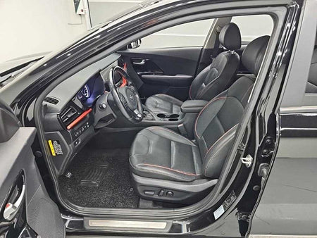 Kia Niro — photo 11