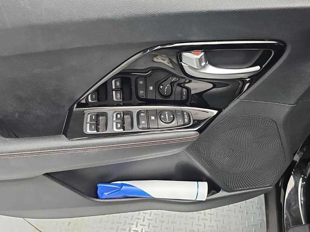 Kia Niro — photo 16