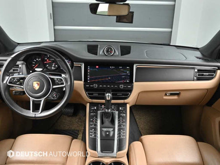 Porsche Macan — photo 07