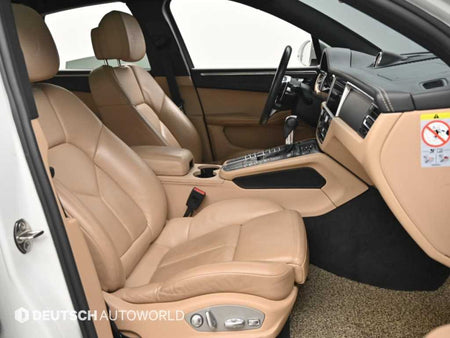 Porsche Macan — photo 10