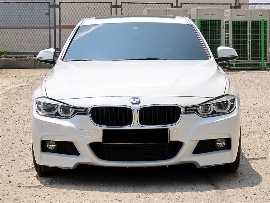 BMW 3-Series — photo 01