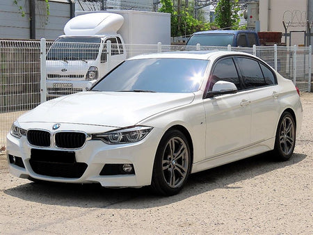 BMW 3-Series — photo 02