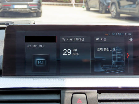 BMW 3-Series — photo 14