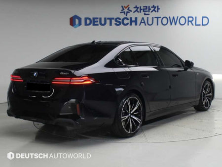 BMW 5-Series — photo 02