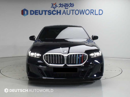 BMW 5-Series — photo 03