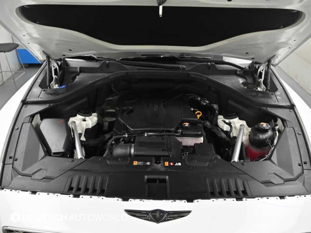 Genesis GV80 — photo 06