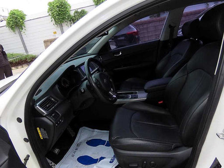 Kia K5 — photo 05