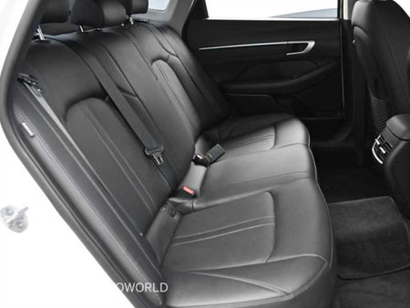 Hyundai Sonata — photo 12