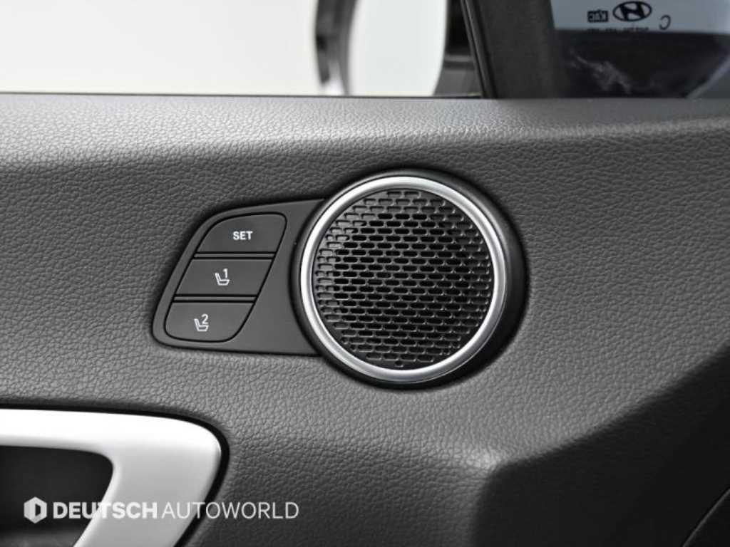 Hyundai Sonata — photo 16