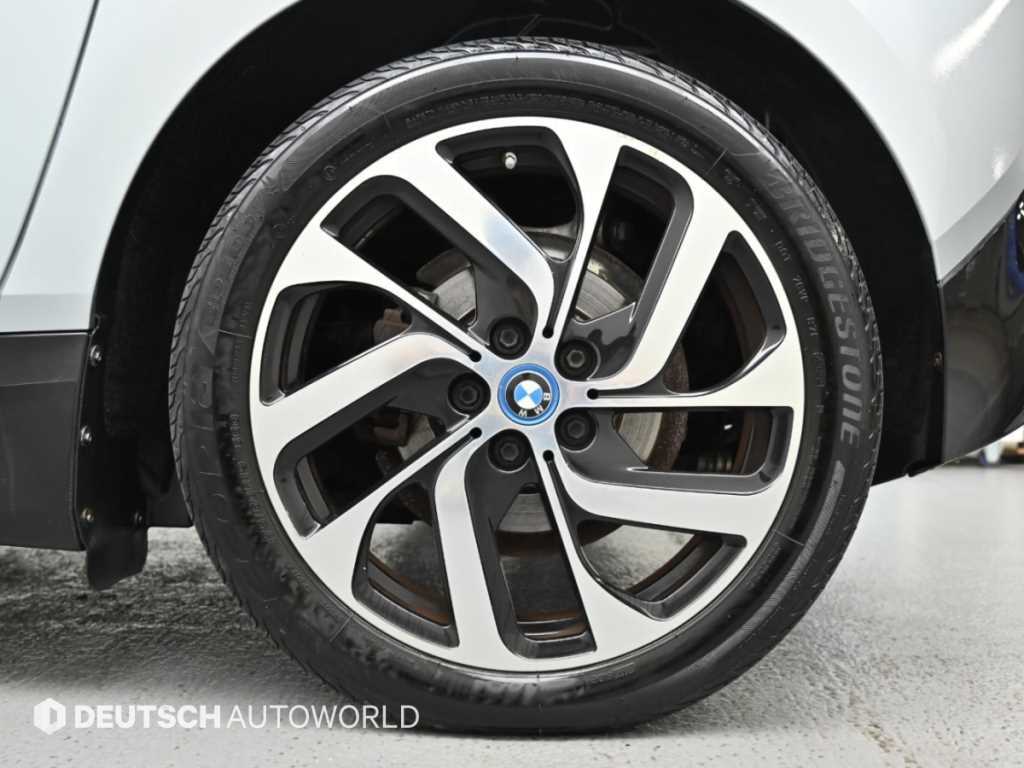 BMW i3 — photo 05