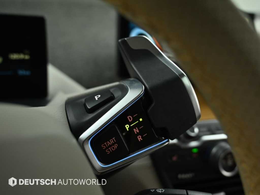 BMW i3 — photo 09