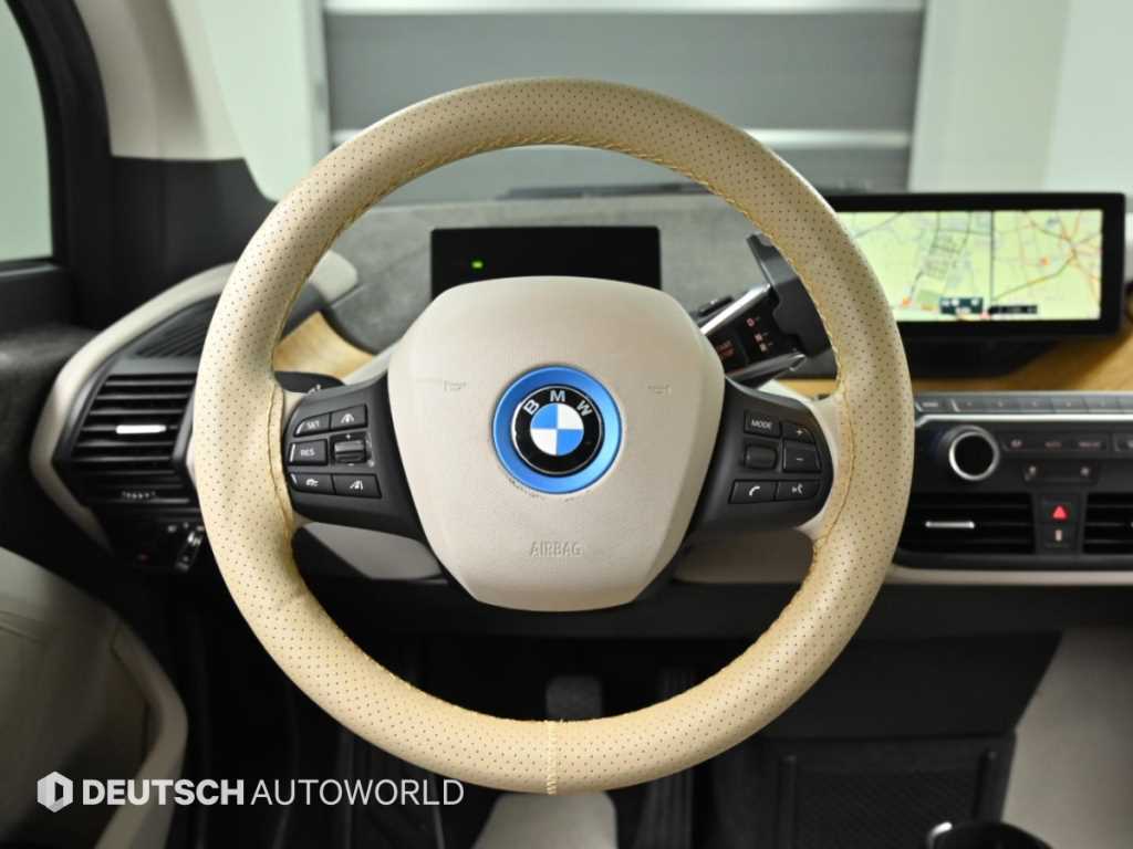 BMW i3 — photo 13