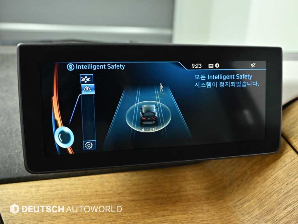 BMW i3 — photo 17
