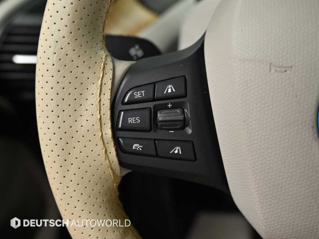 BMW i3 — photo 18