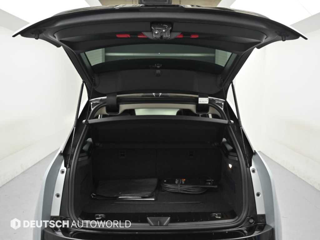 BMW i3 — photo 20