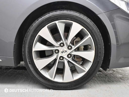 Kia K5 — photo 05