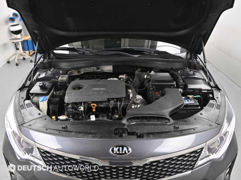 Kia K5 — photo 06