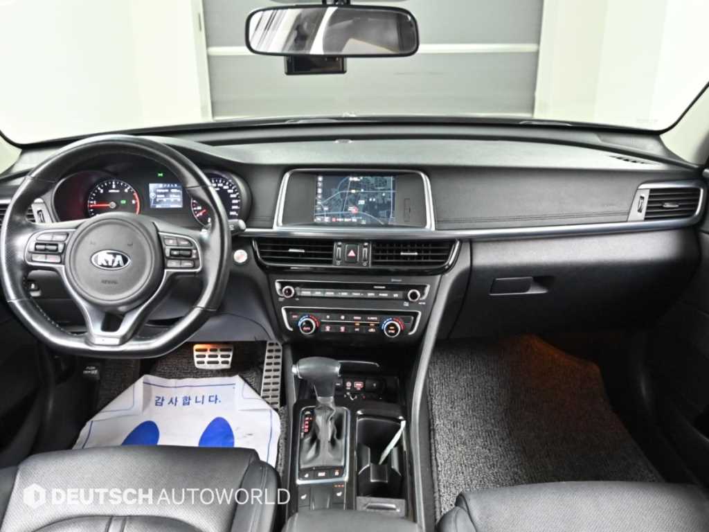 Kia K5 — photo 07