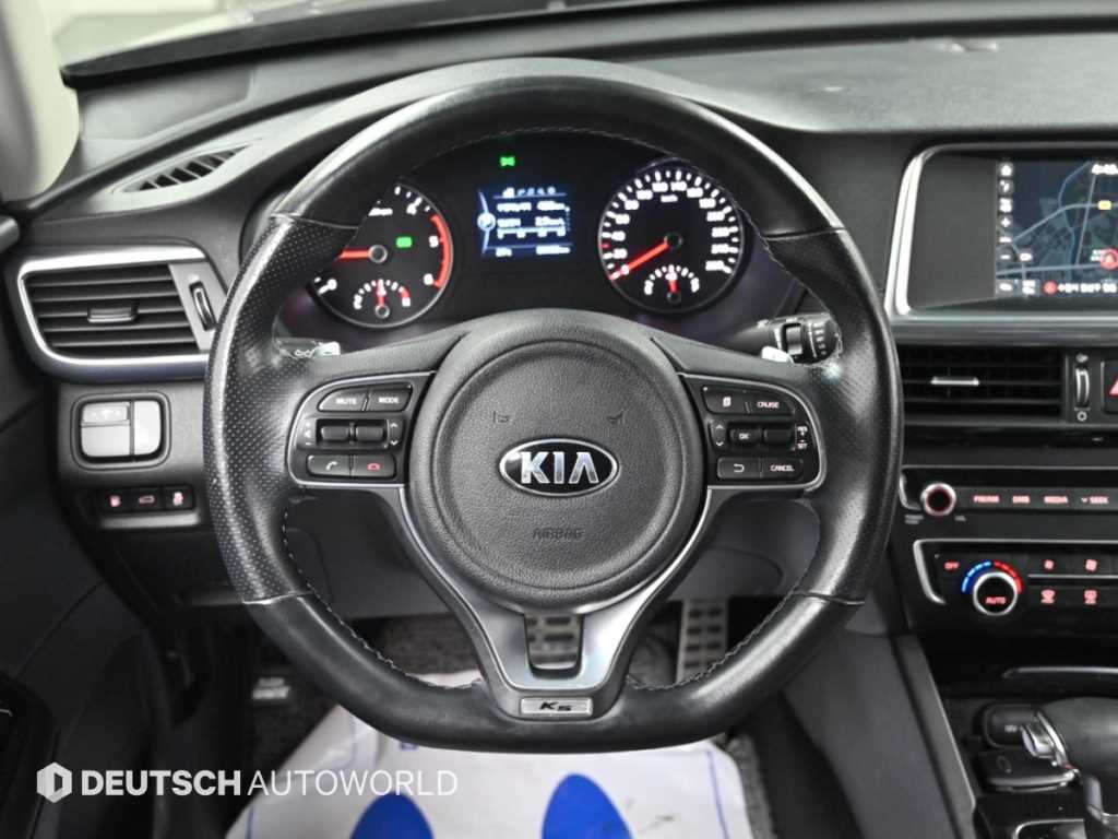 Kia K5 — photo 13