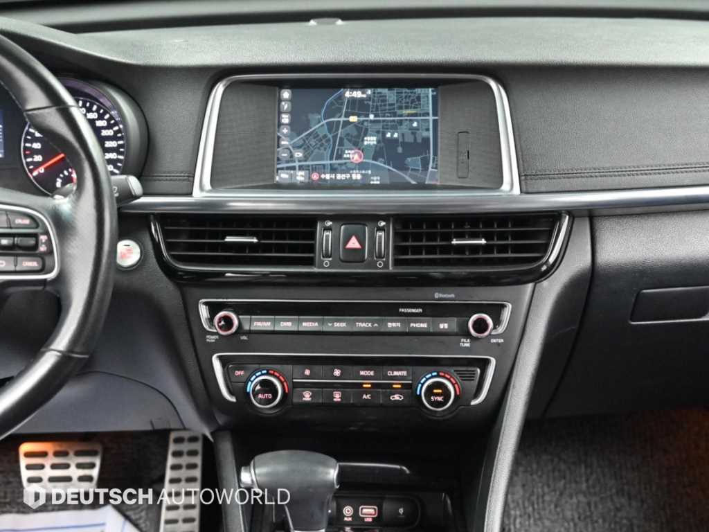 Kia K5 — photo 14