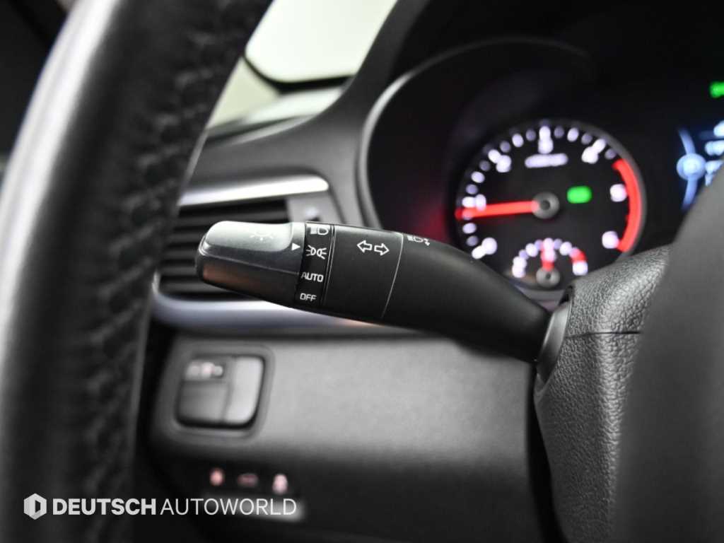 Kia K5 — photo 16