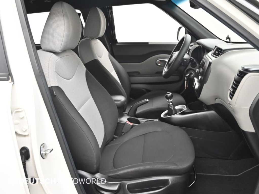 Kia Soul — photo 10