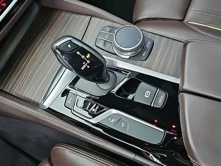 BMW 5-Series — photo 08