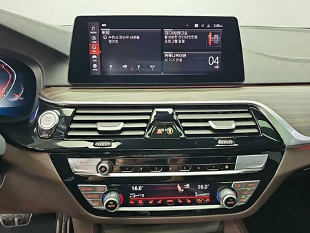 BMW 5-Series — photo 10
