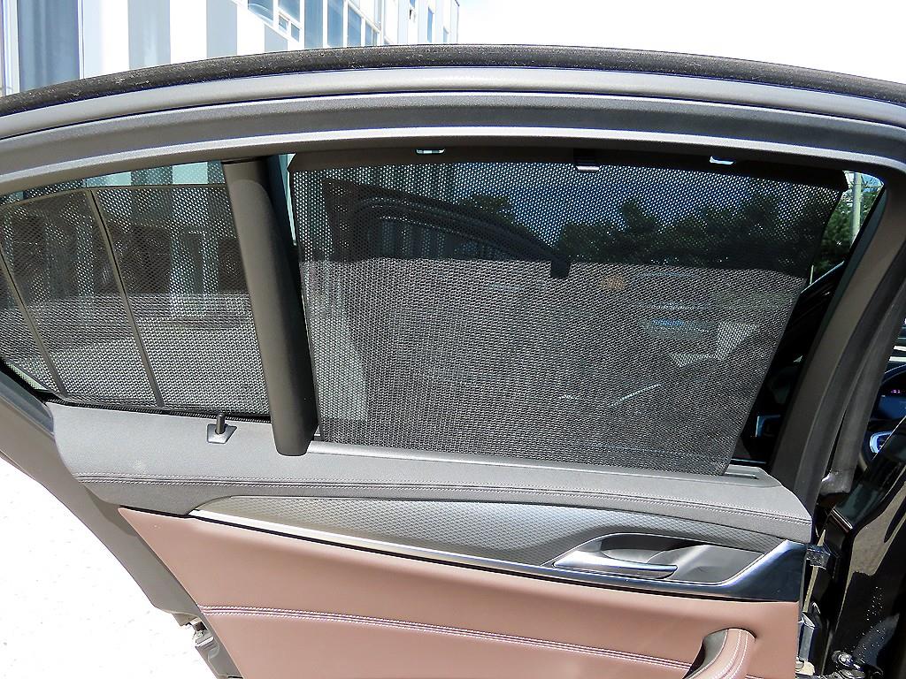 BMW 5-Series — photo 15