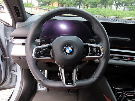 BMW 5-Series — photo 08