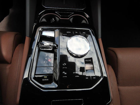 BMW 5-Series — photo 11
