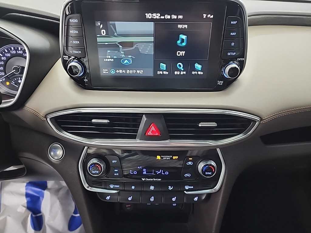 Hyundai Santafe — photo 10