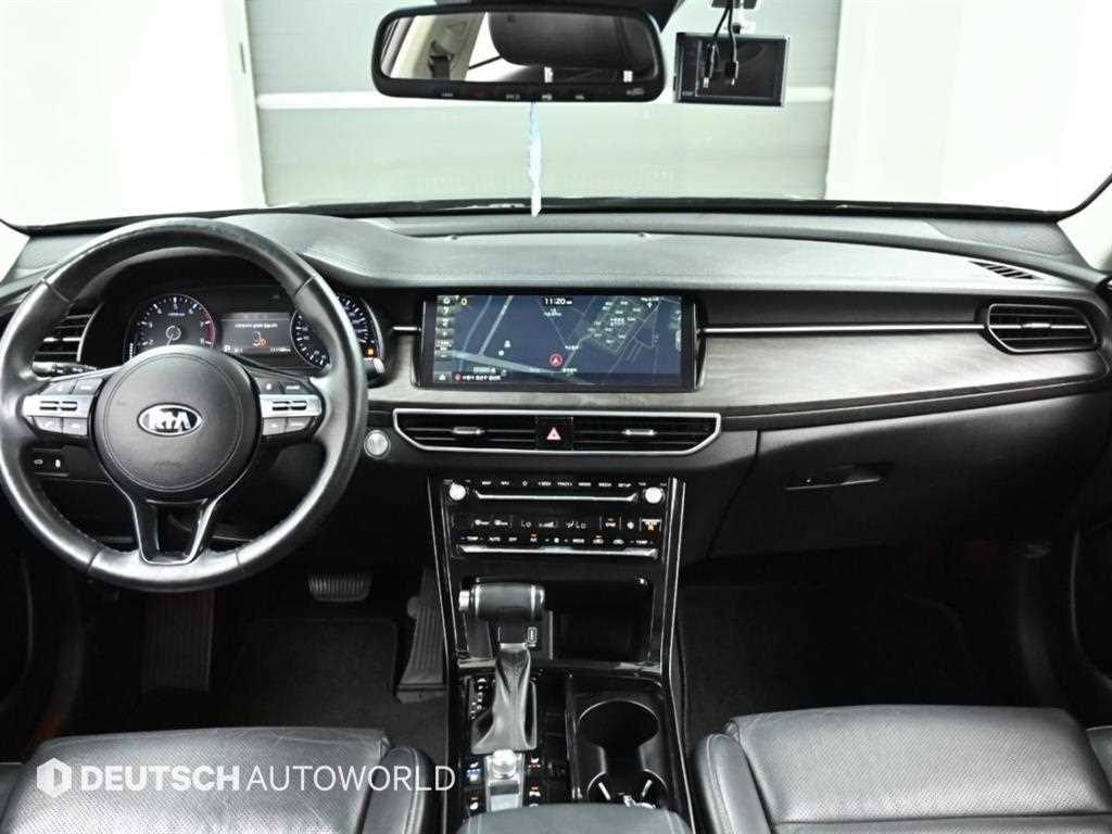 Kia K7 — photo 08