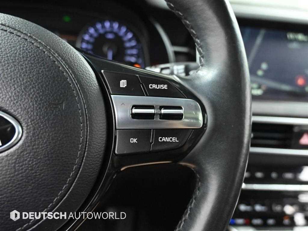 Kia K7 — photo 15