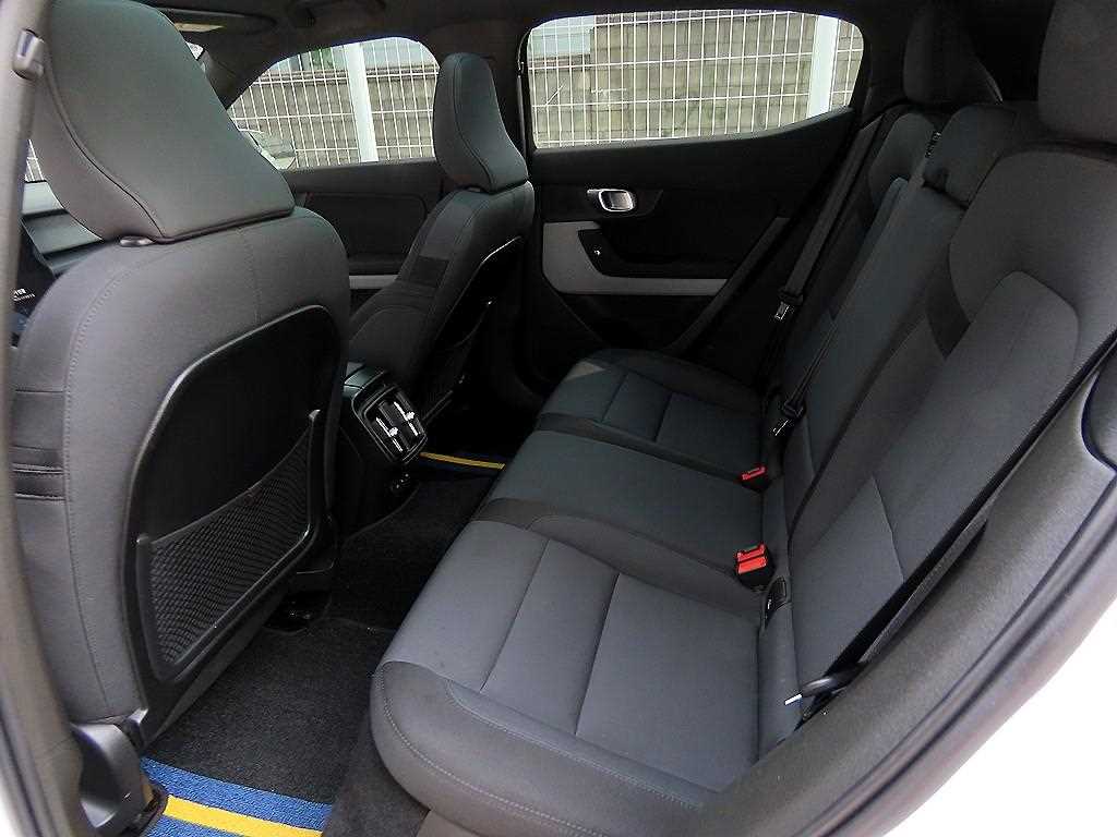 Polestar Polestar 2 — photo 06