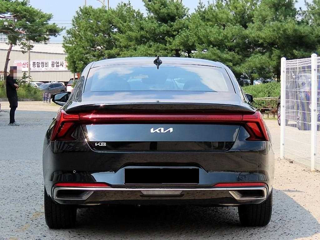 Kia K8 — photo 04